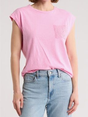 NWT Design365 Pink Sleeveless Top with Crochet Pocket
